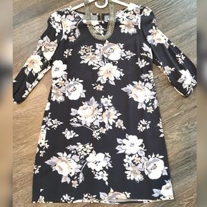 EUC floral tunic/dress from Old Navy. Size S.